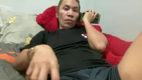 Snapshot of lingkure_69ts chatting on 19, 1, 2025 weng bustamante online show from 19, 1, 2025