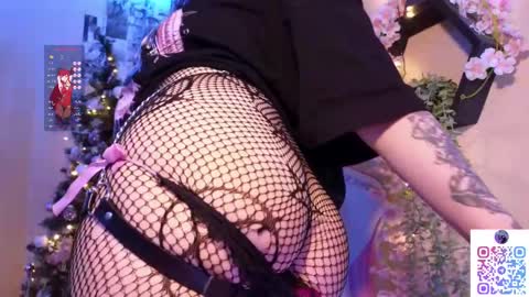 Lina online show from 17, 2, 2025