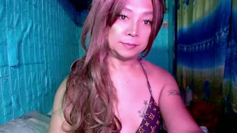 linkingqueens69 online show from 22, 6, 2026