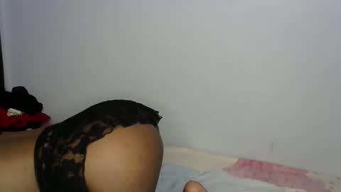 Linniecarol online show from 5, 11, 2025