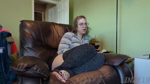 Snapshot of linzy19 chatting on 12, 1, 2025 Linzy19 online show from 12, 1, 2025