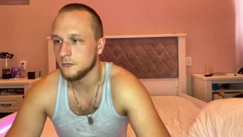 Snapshot of lion_and_kitty chatting on 5, 4, 2026 Daisy and Ratibor online show from 5, 4, 2026