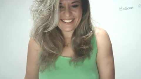 Snapshot of lionessmom chatting on 22, 10, 2025 lionessmom online show from 22, 10, 2025