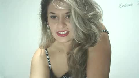 Snapshot of lionessmom chatting on 24, 10, 2025 lionessmom online show from 24, 10, 2025