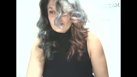 Snapshot of lionessmom chatting on 31, 10, 2025 lionessmom online show from 31, 10, 2025