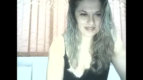 Snapshot of lionessmom chatting on 3, 12, 2025 lionessmom online show from 3, 12, 2025