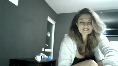 Snapshot of lionessmom chatting on 20, 3, 2026 lionessmom online show from 20, 3, 2026