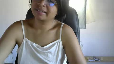 Snapshot of liora_selenex chatting on 29, 4, 2026 Liora selenex online show from 29, 4, 2026