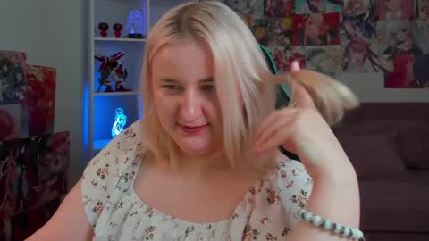 Snapshot of lioraardyn chatting on 8, 4, 2026 LioraArdyn online show from 8, 4, 2026