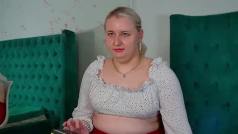 Snapshot of lioraardyn chatting on 14, 4, 2026 LioraArdyn online show from 14, 4, 2026