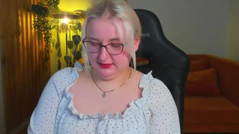Snapshot of lioraardyn chatting on 22, 4, 2026 LioraArdyn online show from 22, 4, 2026