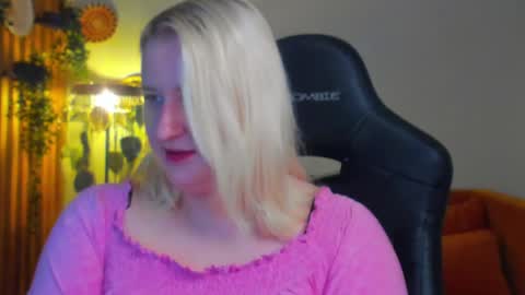 Snapshot of lioraardyn chatting on 29, 4, 2026 LioraArdyn online show from 29, 4, 2026