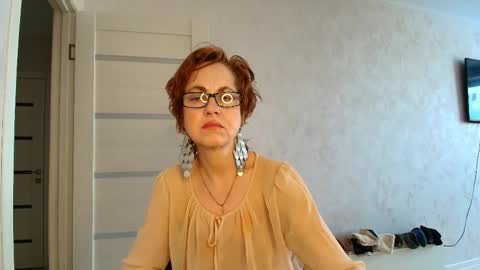 Snapshot of lioraweiss chatting on 28, 4, 2026 Liora Weiss online show from 28, 4, 2026