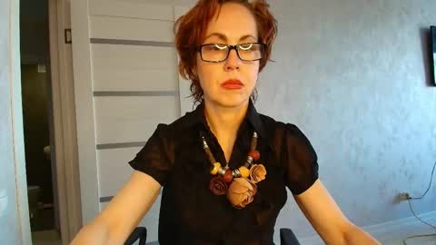 Snapshot of lioraweiss chatting on 29, 4, 2026 Liora Weiss online show from 29, 4, 2026