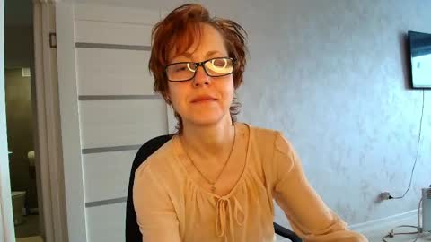 Snapshot of lioraweiss chatting on 1, 5, 2026 Liora Weiss online show from 1, 5, 2026