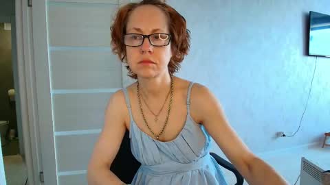 Snapshot of lioraweiss chatting on 9, 5, 2026 Liora Weiss online show from 9, 5, 2026
