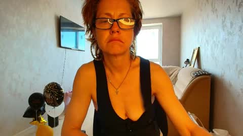 Snapshot of lioraweiss chatting on 20, 5, 2026 Liora Weiss online show from 20, 5, 2026