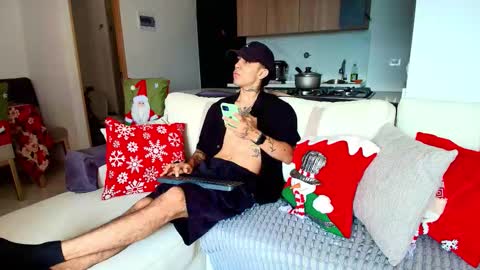 Snapshot of liorvante chatting on 18, 12, 2025 Lior Vante online show from 18, 12, 2025