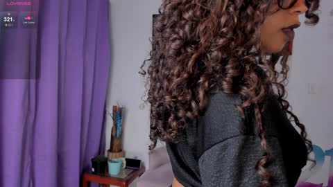 Snapshot of lips_sarasofia chatting on 31, 1, 2025 lips_sarasofia online show from 31, 1, 2025