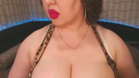 Snapshot of lipsaddiction chatting on 12, 12, 2024 LIpsAddiction online show from 12, 12, 2024
