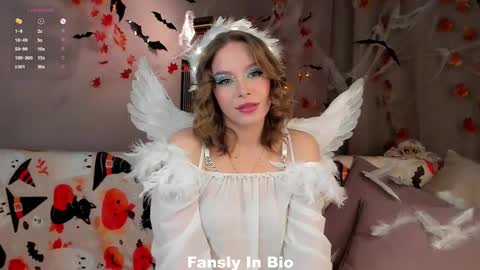 Snapshot of lipswithsweetonthem chatting on 31, 10, 2025 Lina online show from 31, 10, 2025