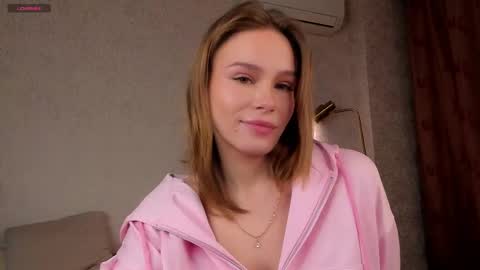 Snapshot of lipswithsweetonthem chatting on 23, 11, 2025 Lina online show from 23, 11, 2025