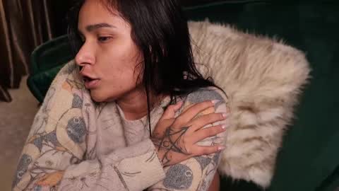 Snapshot of lireesa chatting on 21, 12, 2024 Lire online show from 21, 12, 2024