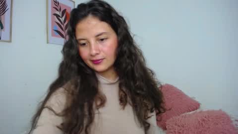 Snapshot of lirio05 chatting on 22, 2, 2025 Lily see u on december 2 online show from 22, 2, 2025