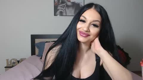 Snapshot of lisa104739 chatting on 18, 12, 2024 Lisa online show from 18, 12, 2024