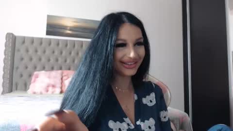 Snapshot of lisa104739 chatting on 18, 10, 2025 Lisa online show from 18, 10, 2025