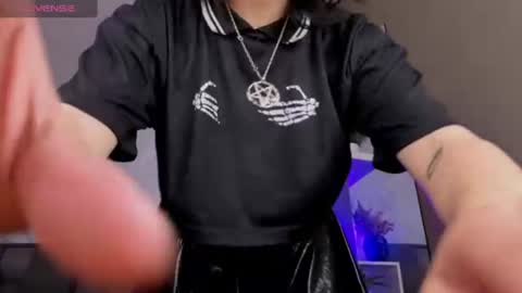 Snapshot of lisa_dolly_nyx chatting on 7, 7, 2026 lisa dolly nyx online show from 7, 7, 2026