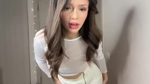 Snapshot of lisa_graham chatting on 9, 11, 2025 lisa_graham online show from 9, 11, 2025