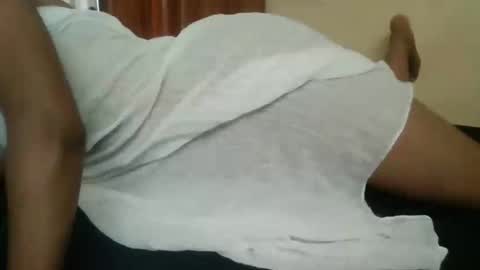 Snapshot of lisa_larry chatting on 29, 12, 2024 lisa larry online show from 29, 12, 2024