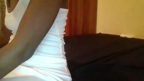 Snapshot of lisa_larry chatting on 6, 2, 2025 lisa larry online show from 6, 2, 2025