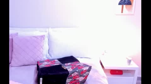 lisa laurent online show from 21, 12, 2025