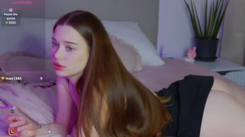 lisa_moons online show from 25, 1, 2025