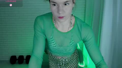 Snapshot of lisa_ree_ chatting on 16, 2, 2025 lisa online show from 16, 2, 2025