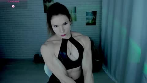 Snapshot of lisa_ree_ chatting on 10, 3, 2026 lisa online show from 10, 3, 2026