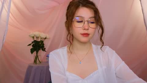 Snapshot of lisa_roses chatting on 3, 2, 2025 Lisa online show from 3, 2, 2025