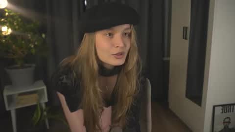 Elisabeth or Lisa online show from 29, 9, 2025