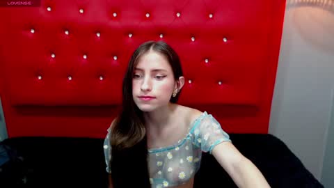 Snapshot of lisa_styleglam chatting on 15, 12, 2024 Lisa online show from 15, 12, 2024