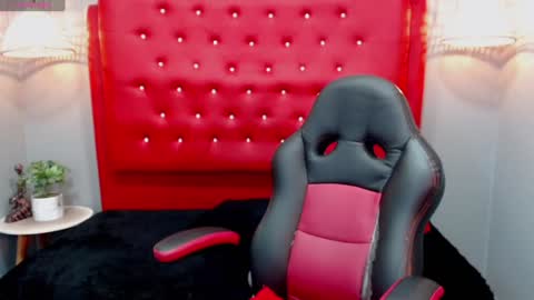 Snapshot of lisa_styleglam chatting on 29, 12, 2024 Lisa online show from 29, 12, 2024