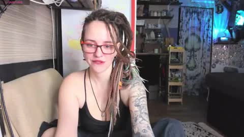 Snapshot of lisafoxy_y chatting on 3, 5, 2026 Lisa online show from 3, 5, 2026