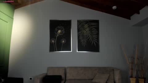 LISA MONROE online show from 9, 3, 2025