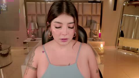 Snapshot of lisamonroex chatting on 24, 4, 2026 L I S A online show from 24, 4, 2026