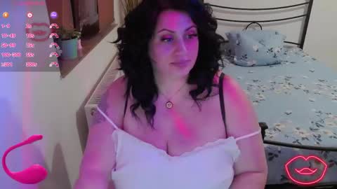 Snapshot of lisette_ chatting on 21, 4, 2026 lisette_ online show from 21, 4, 2026