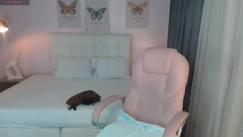 Andrea online show from 5, 12, 2024