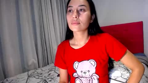 Snapshot of lissa2021 chatting on 15, 5, 2026 Lisa online show from 15, 5, 2026
