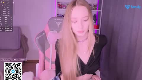 Snapshot of lissa__fox chatting on 23, 4, 2026 lissa online show from 23, 4, 2026