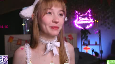 Snapshot of lissa_meooow chatting on 14, 10, 2025 your Liza again. Next stream Dec. 1 at 2 or 3 GMT online show from 14, 10, 2025